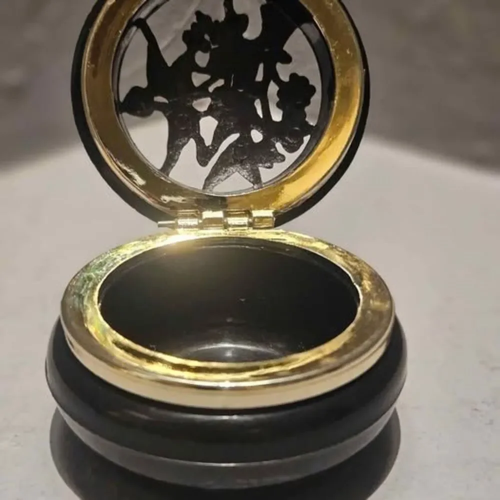 3" Black Plastic Trinket Box Jewelry Box  with Gold Floral Decoration on Lid - Picture 4 of 6